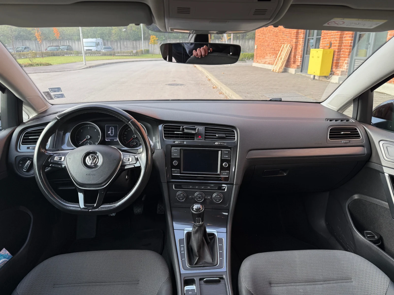 VW Golf 1.6TDI - изображение 10