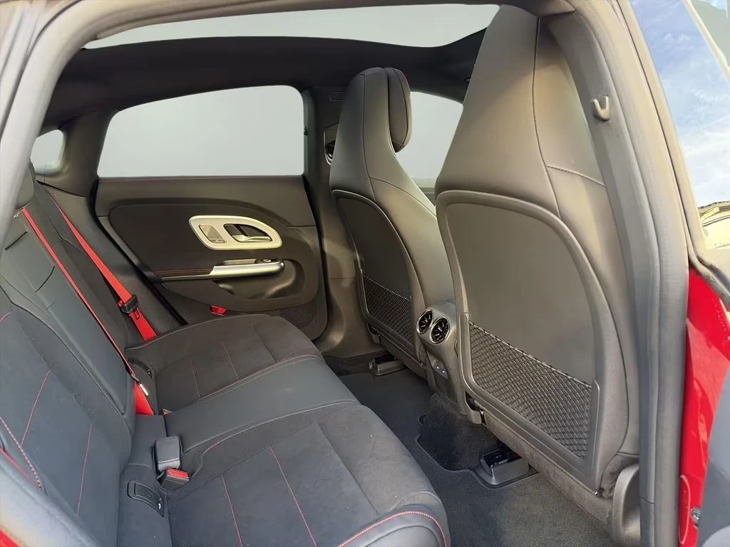 Mercedes-Benz CLA Mercedes-Benz CLA 250 MERCEDES-BENZ CLA 250+ EQ - изображение 8