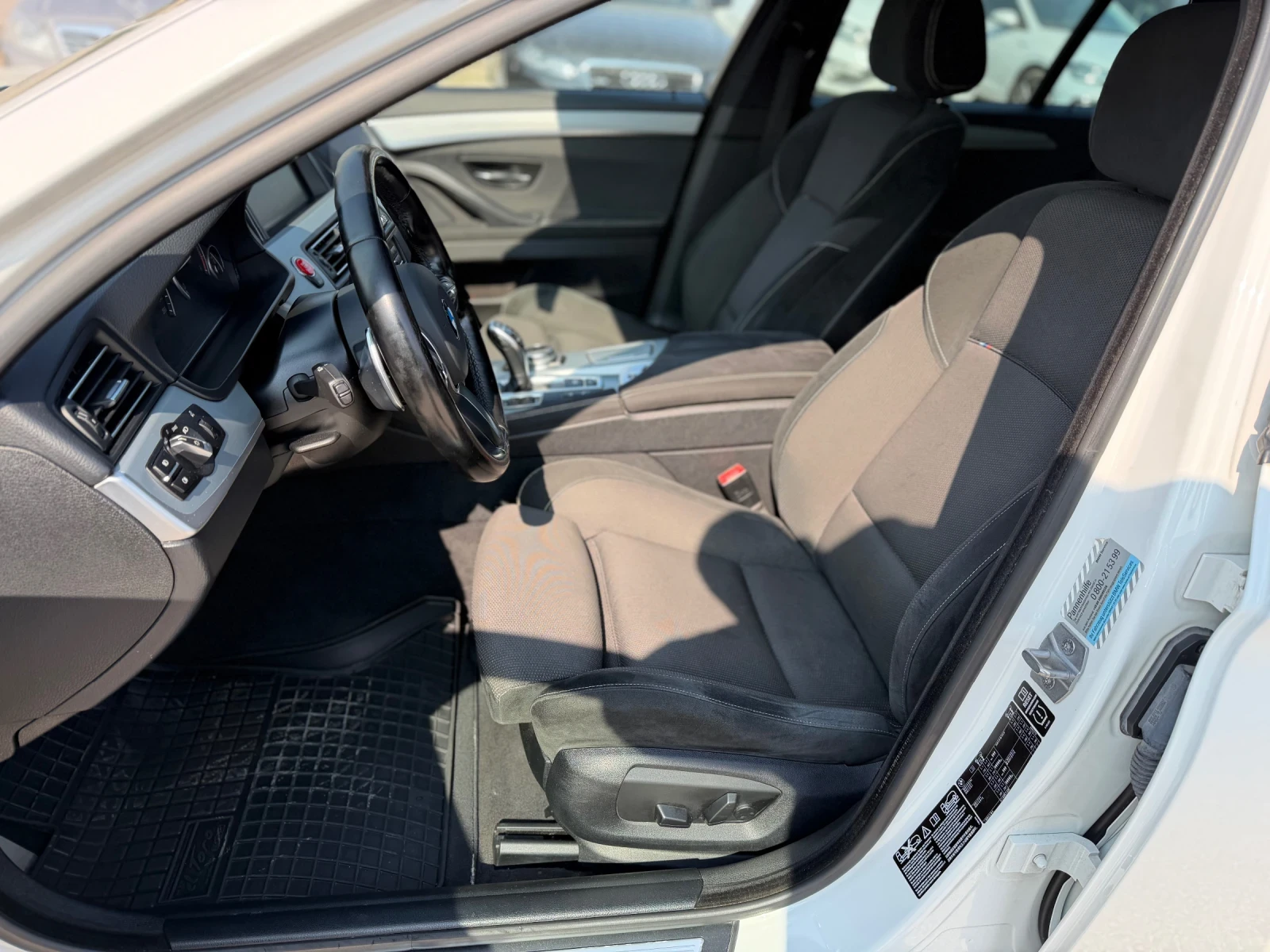 BMW 525 218kc X-Drive M-Пакет, снимка 8 - Автомобили и джипове - 53734768