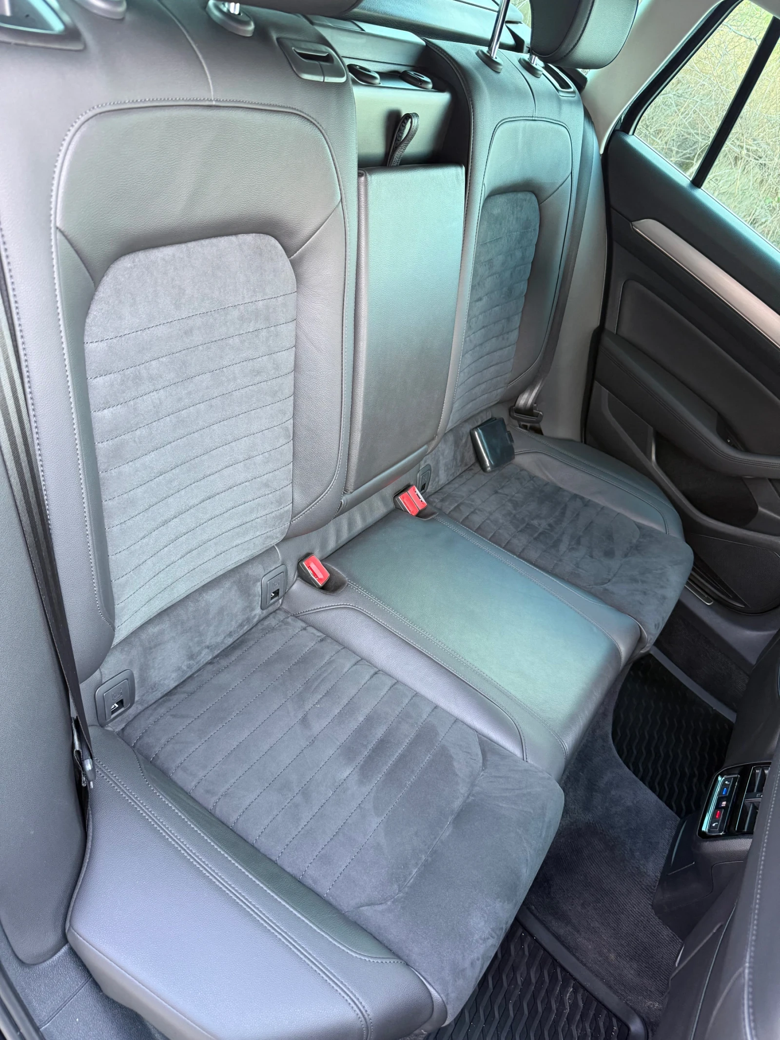 VW Passat 2.0TDI 190hp 4motion * 120800km* , снимка 13 - Автомобили и джипове - 53976092