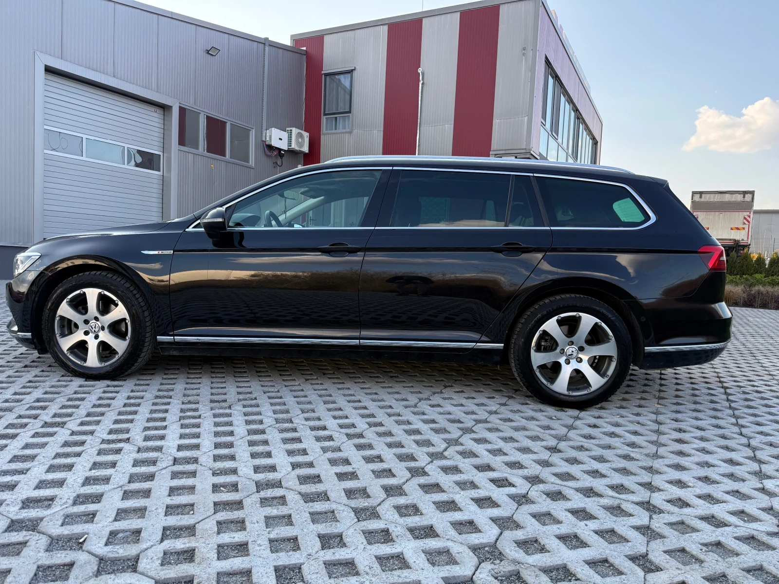 VW Passat 2.0TDI 190hp 4motion * 120800km* , снимка 6 - Автомобили и джипове - 53976092