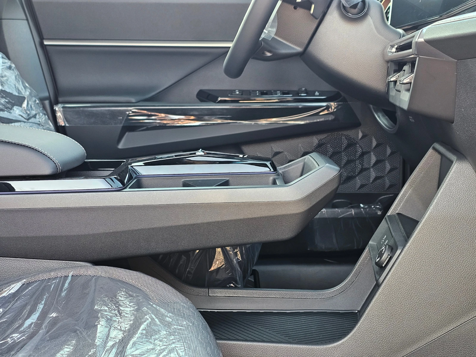 KGM Torres 1.5 GDI-Turbo 4x4 ��� | Mobile.bg � ����������� 7