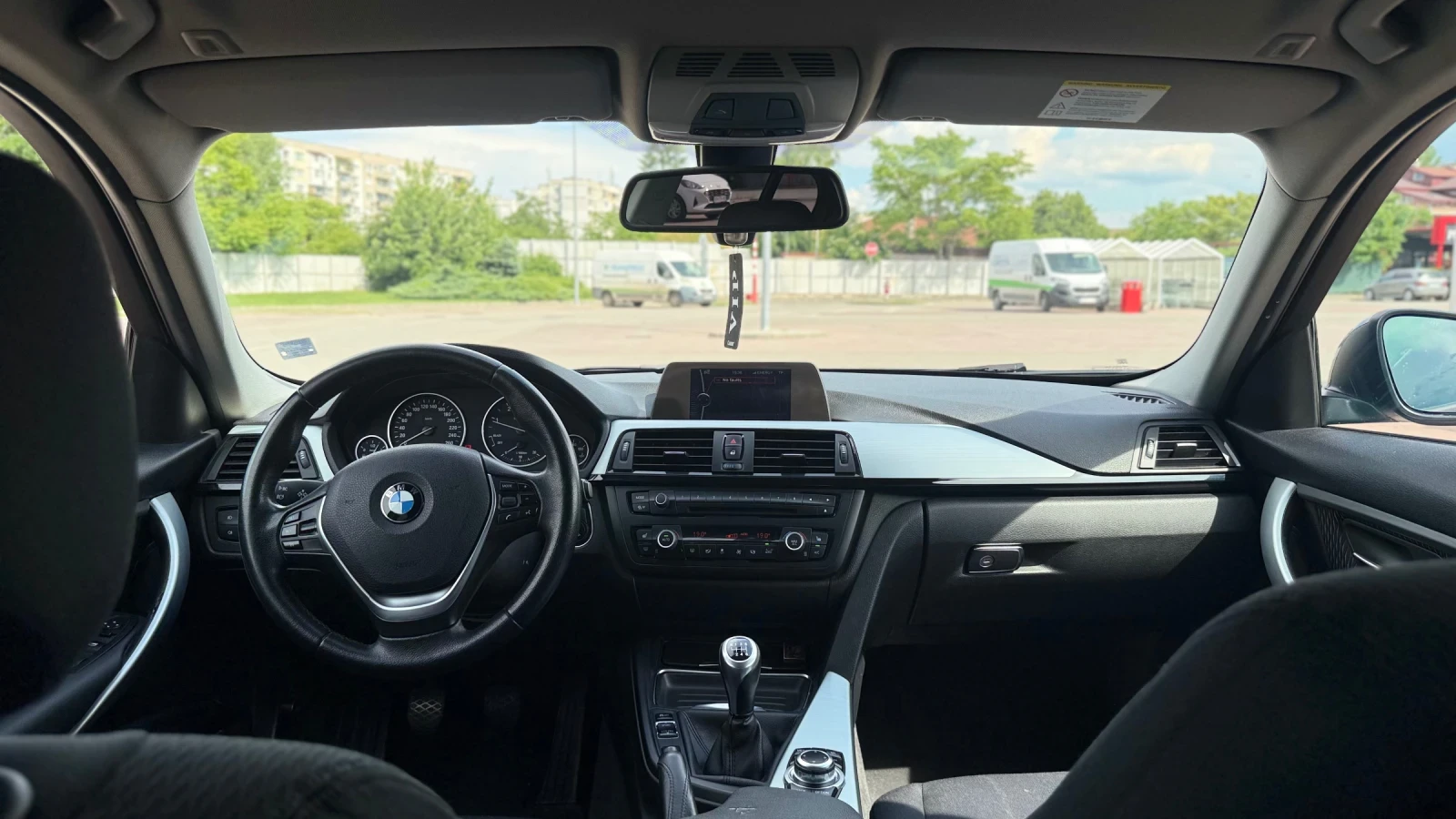 BMW 318, снимка 4 - Автомобили и джипове - 54857826
