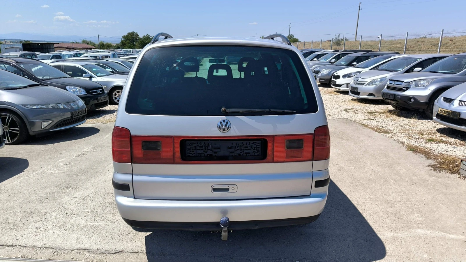 VW Sharan 1.9TDi, снимка 5 - Автомобили и джипове - 55615004
