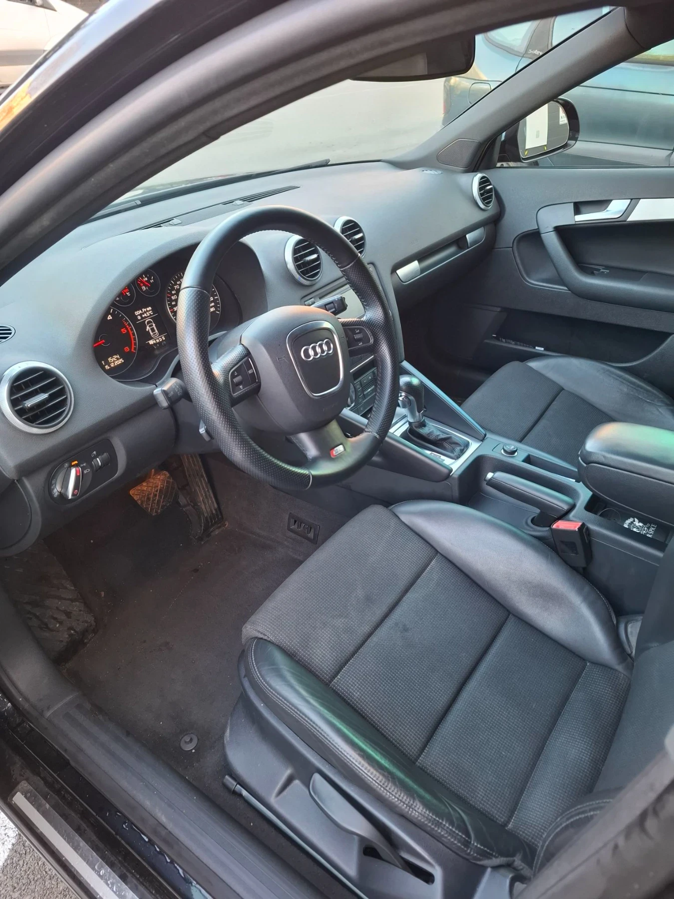 Audi A3 2.0TDI  S-Line DSG LED FACELIFT, снимка 12 - Автомобили и джипове - 55665280