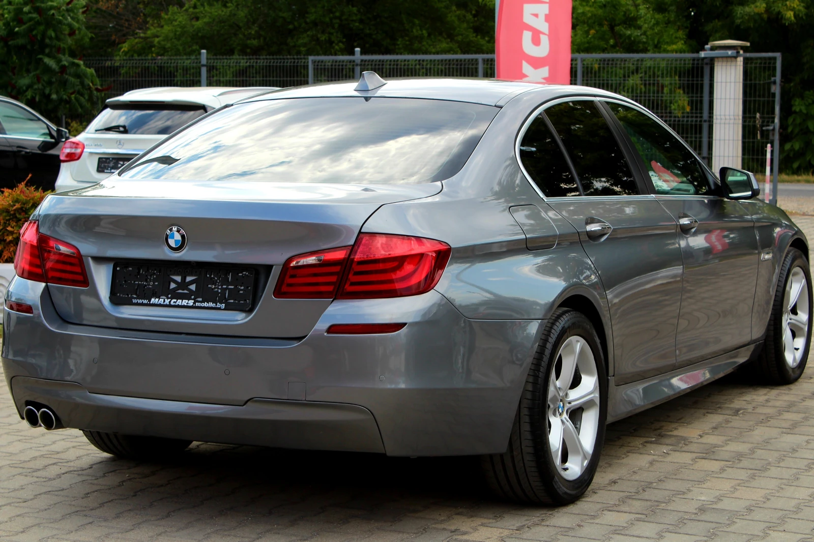 BMW 530 xDrive M PACK/РЕВИЗИРАН МОТОР/СОБСТВЕН ЛИЗИНГ, снимка 7 - Автомобили и джипове - 55667600