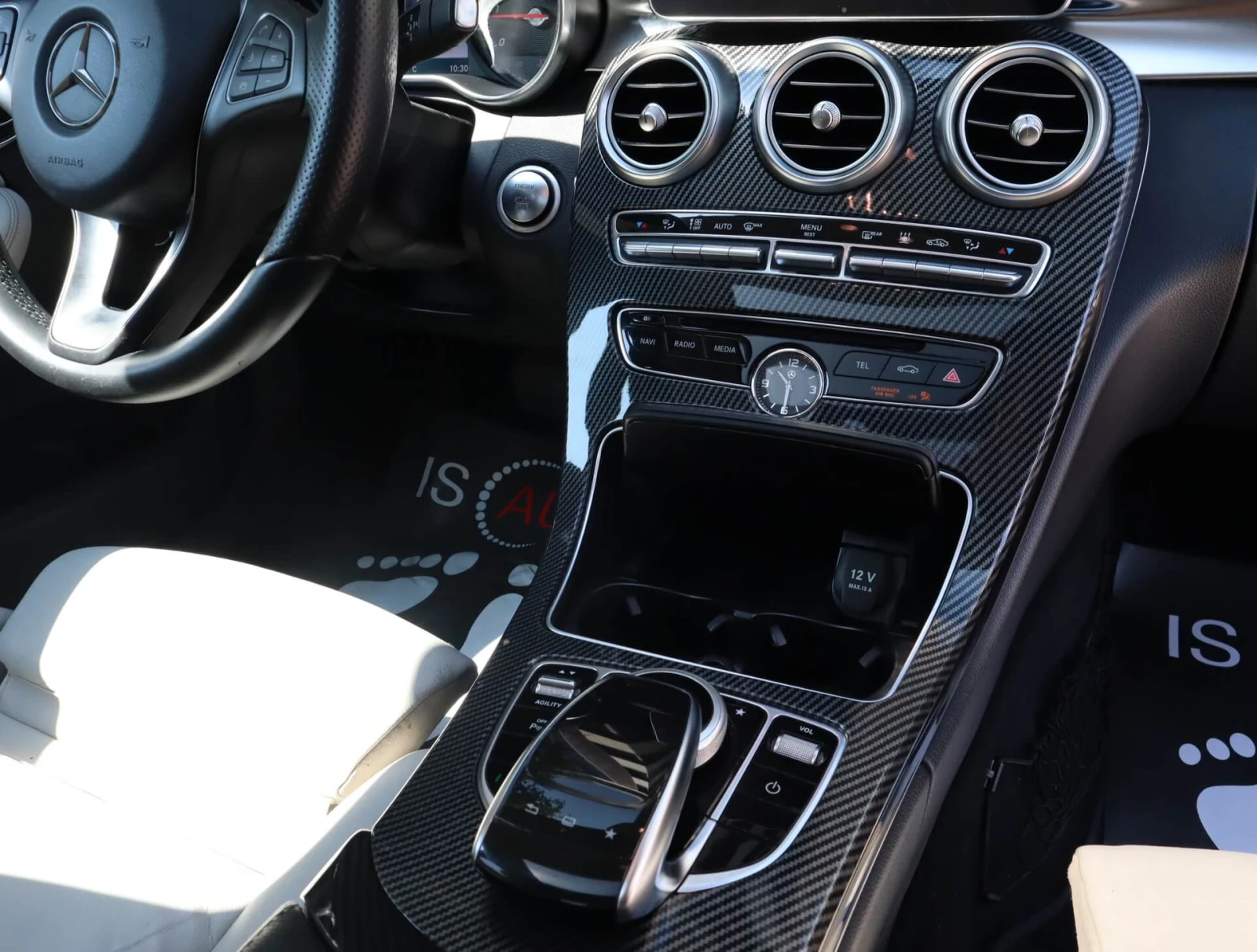 Mercedes-Benz C 250 4Matic/Мъртва точка/Камера/Подгрев/Шибедах, снимка 10 - Автомобили и джипове - 55836583