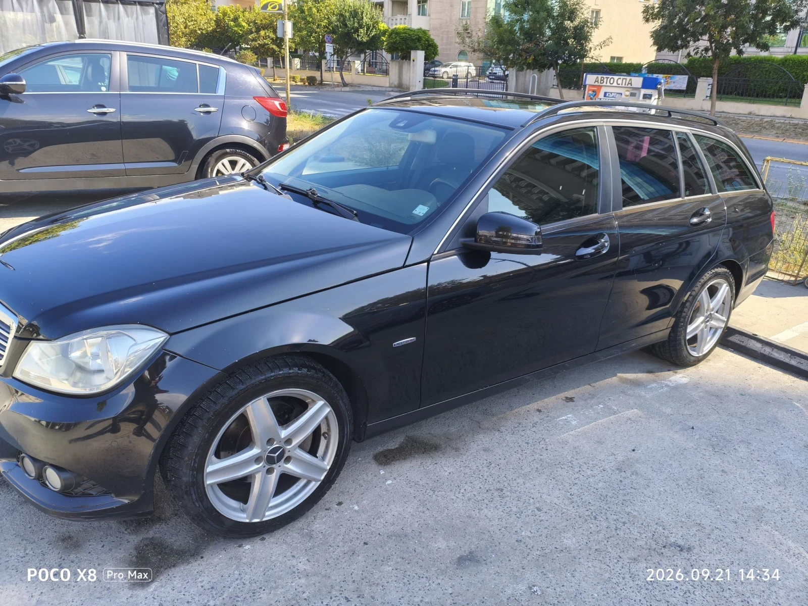 Mercedes-Benz C 220, снимка 3 - Автомобили и джипове - 56168344