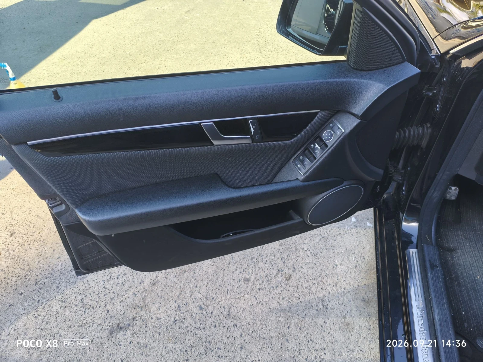 Mercedes-Benz C 220, снимка 9 - Автомобили и джипове - 56168344
