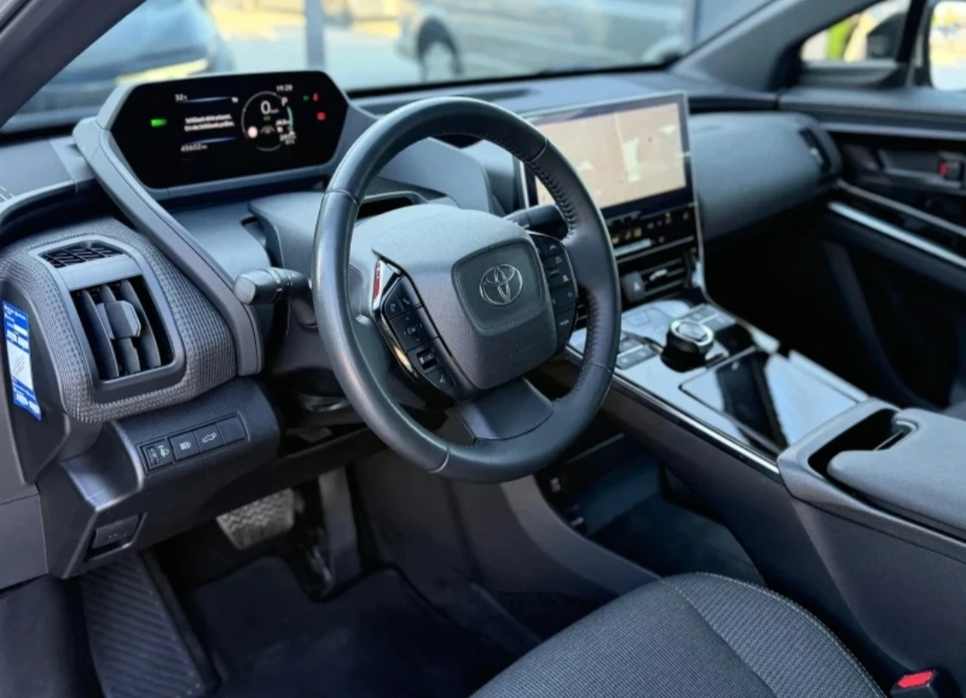 Toyota bZ4X NAVI, 360CAMERA, FULL, снимка 12 - Автомобили и джипове - 56197568