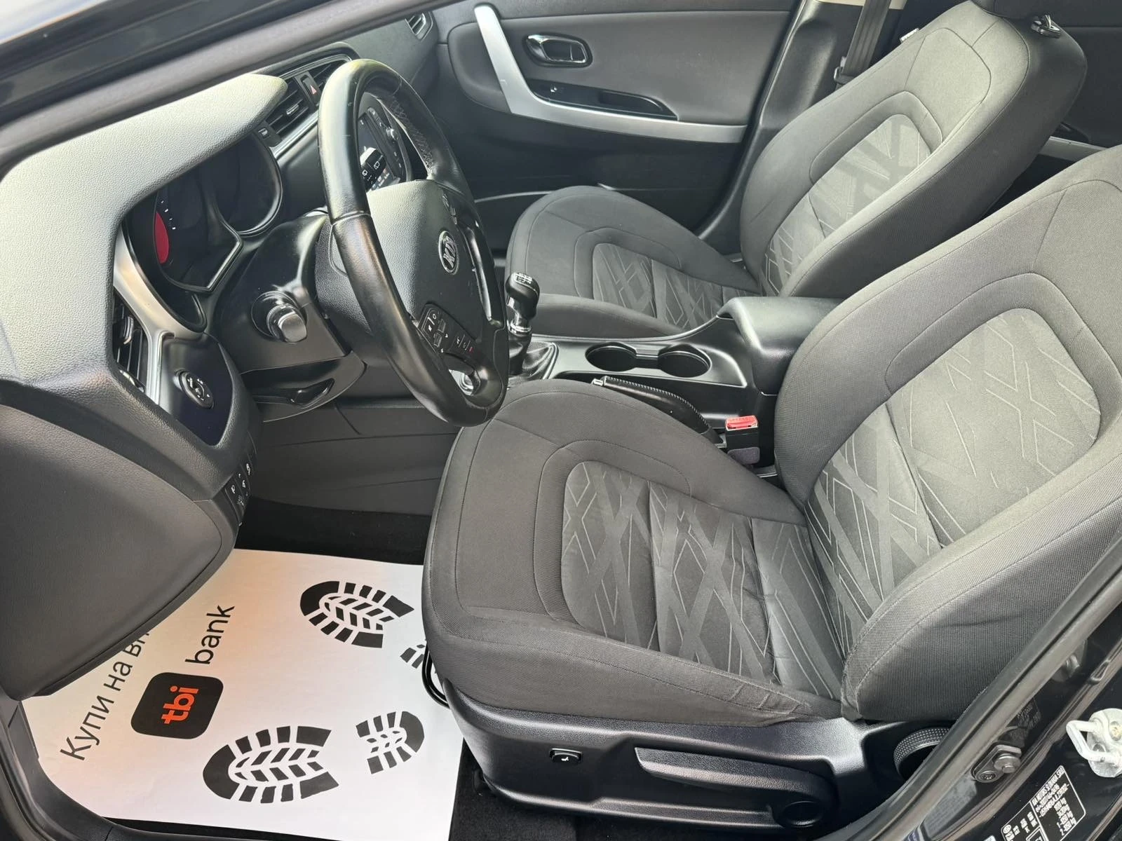 Kia Ceed 1.6 crdi  Facelift , снимка 10 - Автомобили и джипове - 56217304