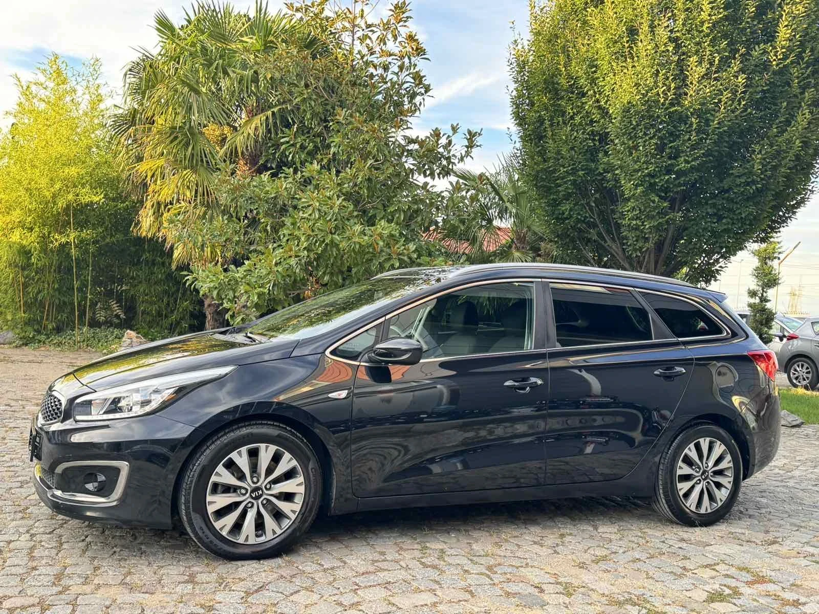 Kia Ceed 1.6 crdi  Facelift , снимка 7 - Автомобили и джипове - 56217304