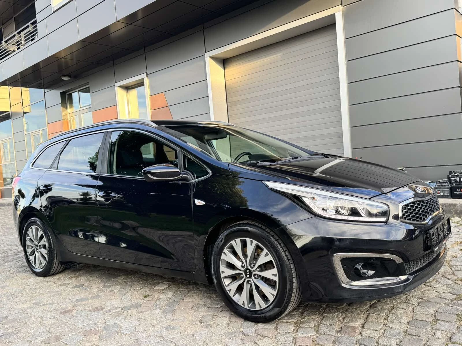 Kia Ceed 1.6 crdi  Facelift , снимка 3 - Автомобили и джипове - 56217304
