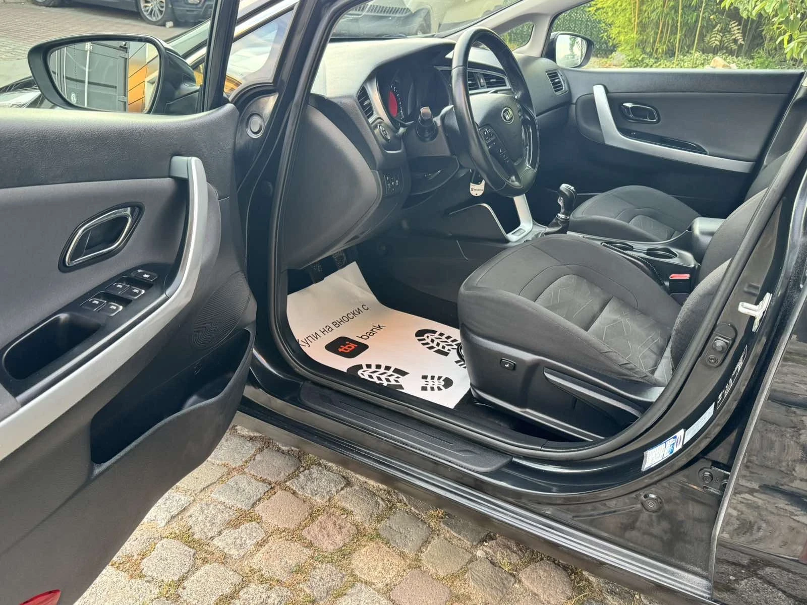 Kia Ceed 1.6 crdi  Facelift , снимка 9 - Автомобили и джипове - 56217304