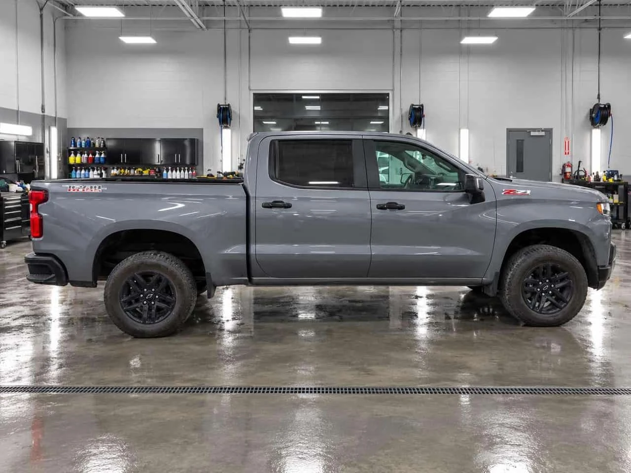 Chevrolet Silverado LT Trail Boss * CARFAX * ���������� *  | Mobile.bg � ����������� 3