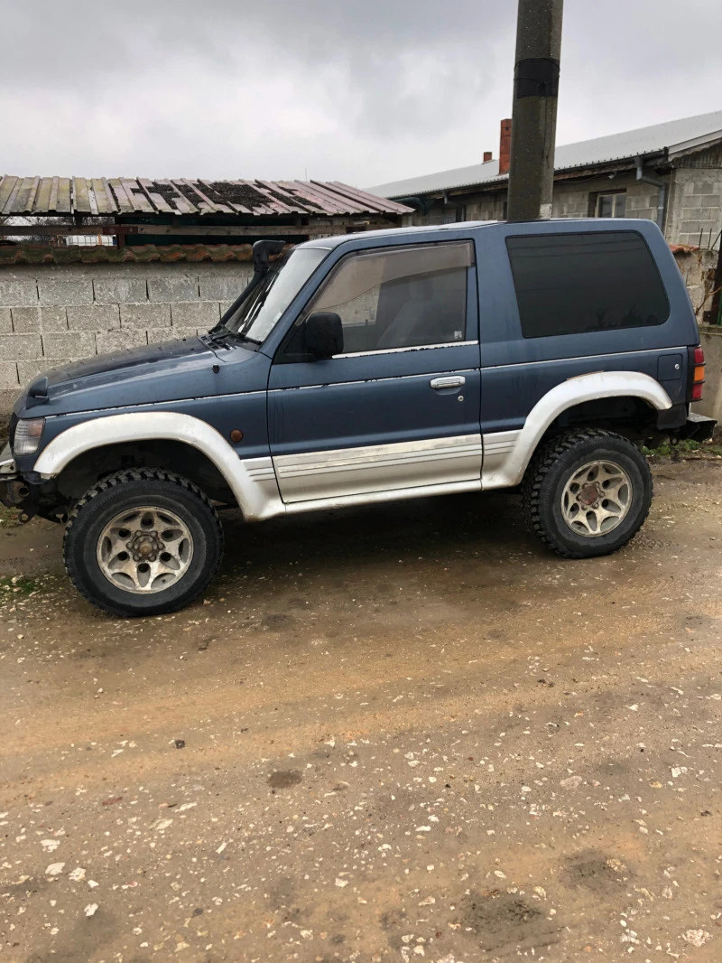 Mitsubishi Pajero 2.5 , снимка 2 - Автомобили и джипове - 47189604