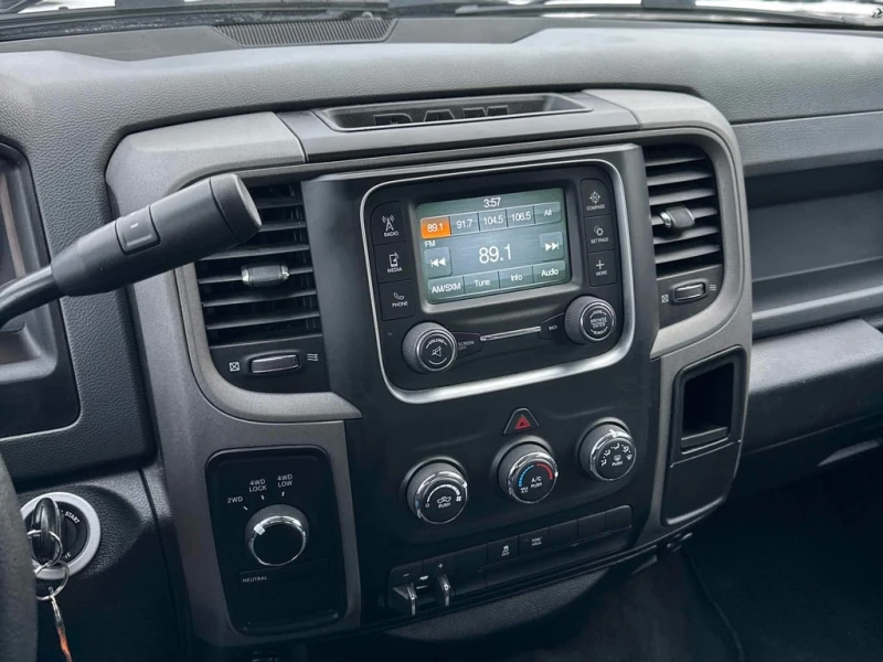 Dodge RAM 1500 * Express * CARFAX * БЕЗ ПЪРВОНАЧАЛНА ВНОСКА, снимка 9 - Автомобили и джипове - 52969821