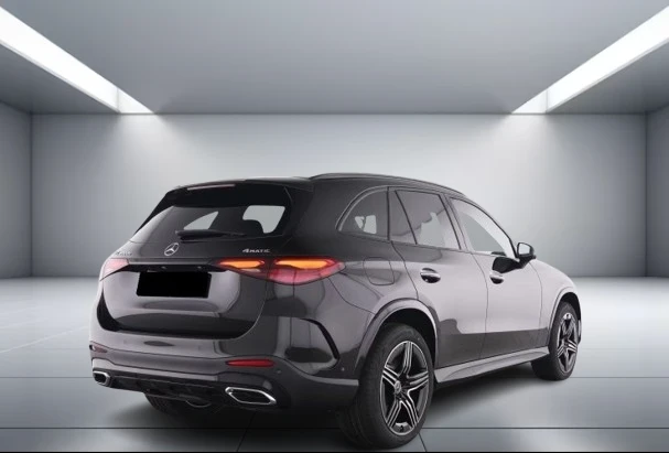 Mercedes-Benz GLC 300 dе 4Matic = AMG Line = Advanced Plus Гаранция, снимка 2 - Автомобили и джипове - 54728944