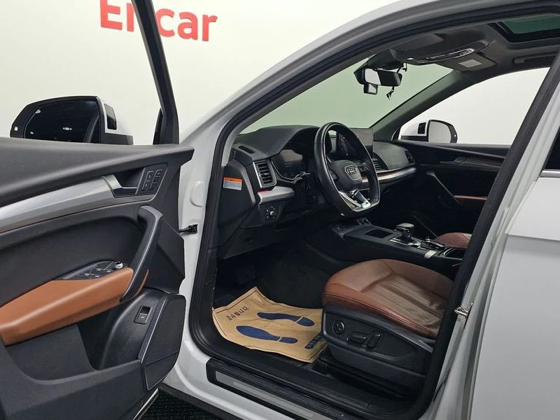 Audi Q5 40 TDI Quattro| 204к.с.| ВКЛ.ТЕХНОТЕСТ, снимка 10 - Автомобили и джипове - 55119184