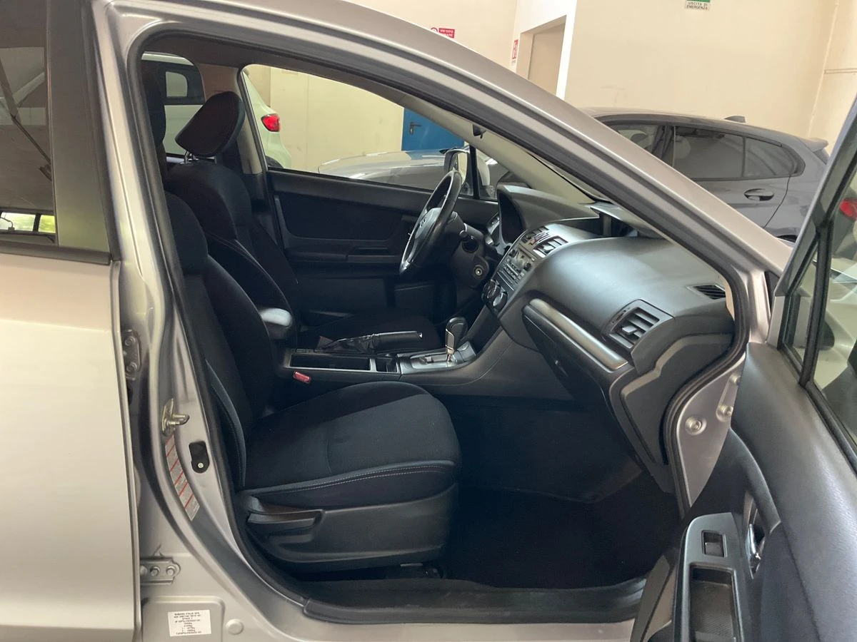 Subaru XV * ГАЗ-LPG* АВТОМАТИК* ОЧАКВАН* ВНОС* * * , снимка 3 - Автомобили и джипове - 46987302