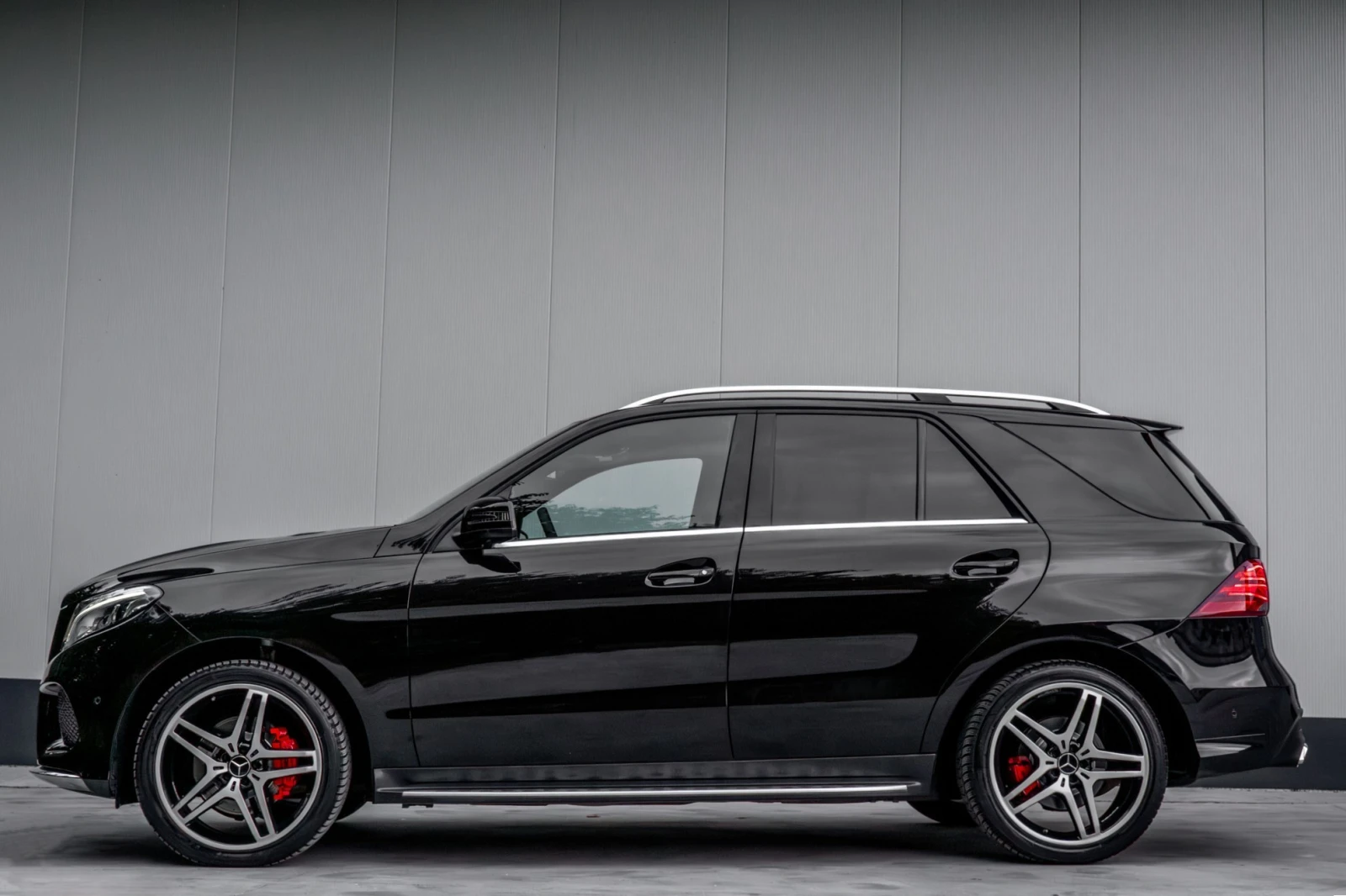 Mercedes-Benz GLE 350 d* AMG PERFORMANCE* DESIGNO* 3XTV* CARBON* LED*  - изображение 2
