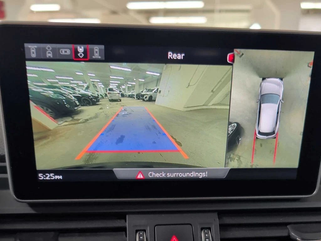 Audi Q5 * Technik / DISTRONIC / ОБДУХВАНЕ / CARFAX - изображение 10