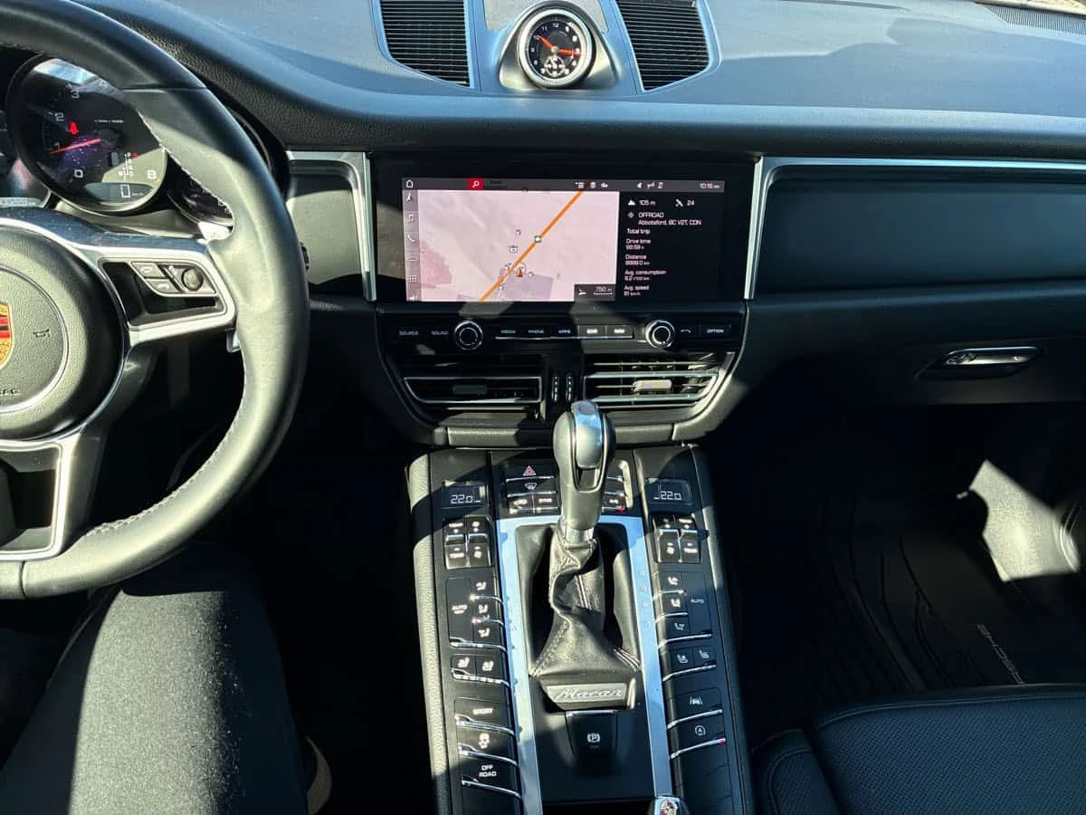 Porsche Macan * AWD * CARFAX * ЦЕНА ДО БГ - изображение 9