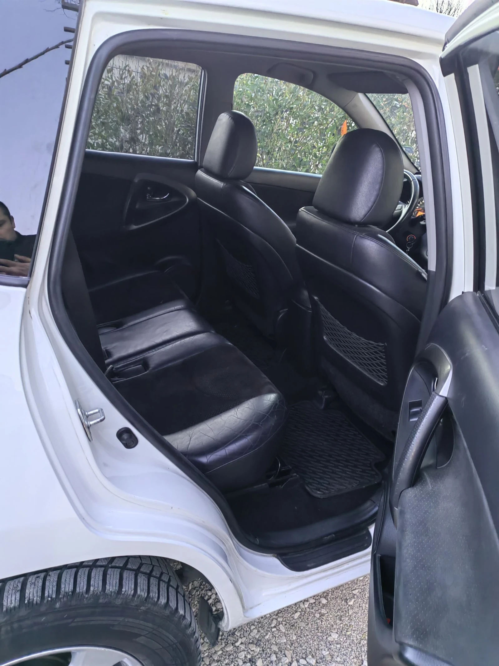 Toyota Rav4, снимка 9 - Автомобили и джипове - 53742835