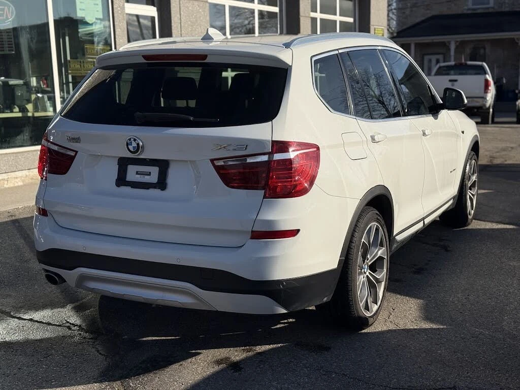 BMW X3 xDrive* АвтоКредит* (ЦЕНА ДО БГ), снимка 7 - Автомобили и джипове - 54041087