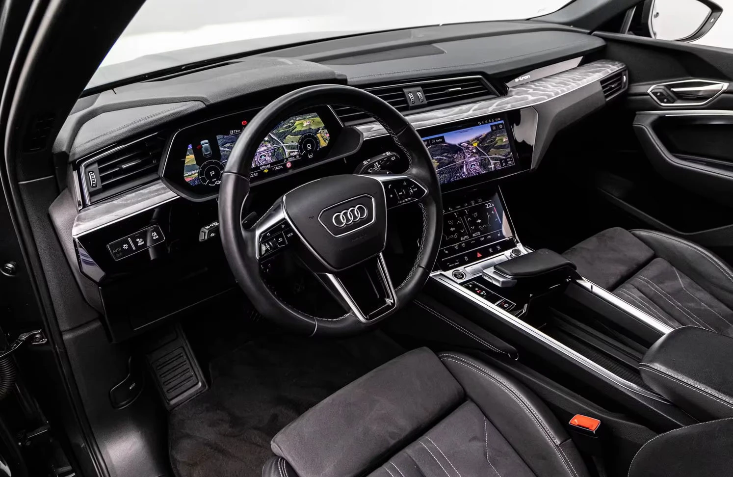 Audi Q8 E-TRON/50/340HP/S-LINE/MATRIX/CAM/ACC/HUD/335z | Mobile.bg � ����������� 12