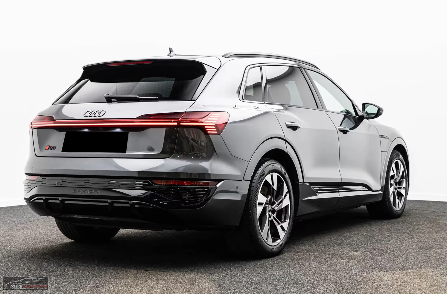 Audi Q8 E-TRON/50/340HP/S-LINE/MATRIX/CAM/ACC/HUD/335z | Mobile.bg � ����������� 7