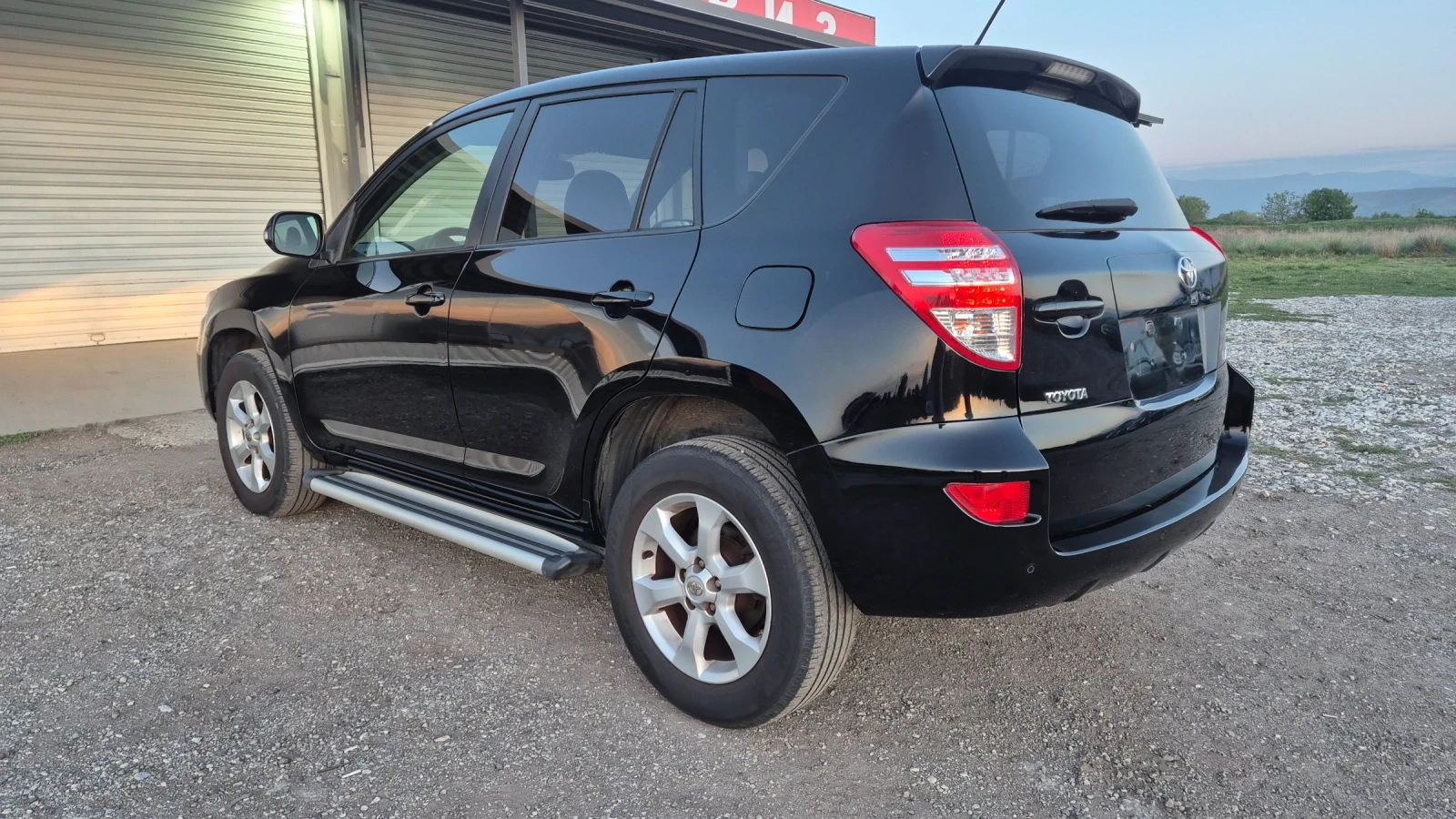 Toyota Rav4, снимка 6 - Автомобили и джипове - 54346466