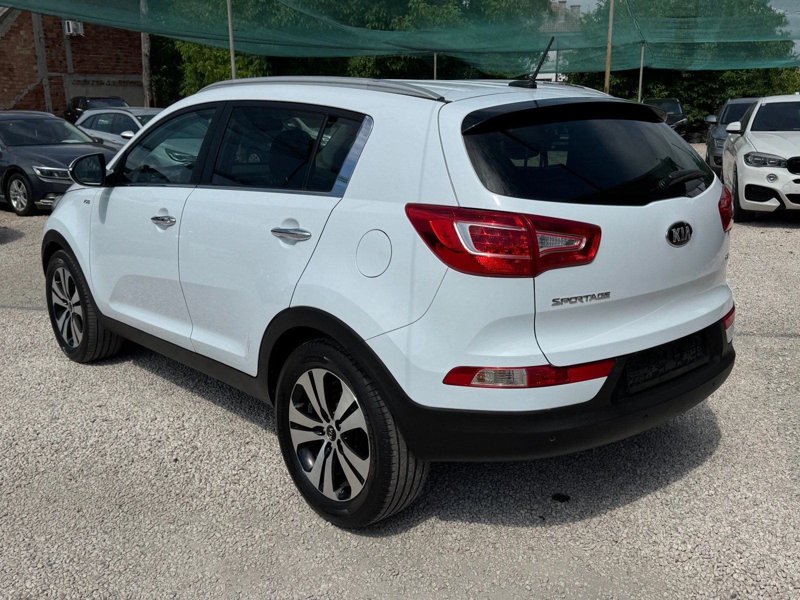 Kia Sportage ФУЛ ЕКСТРИ, снимка 5 - Автомобили и джипове - 55024366