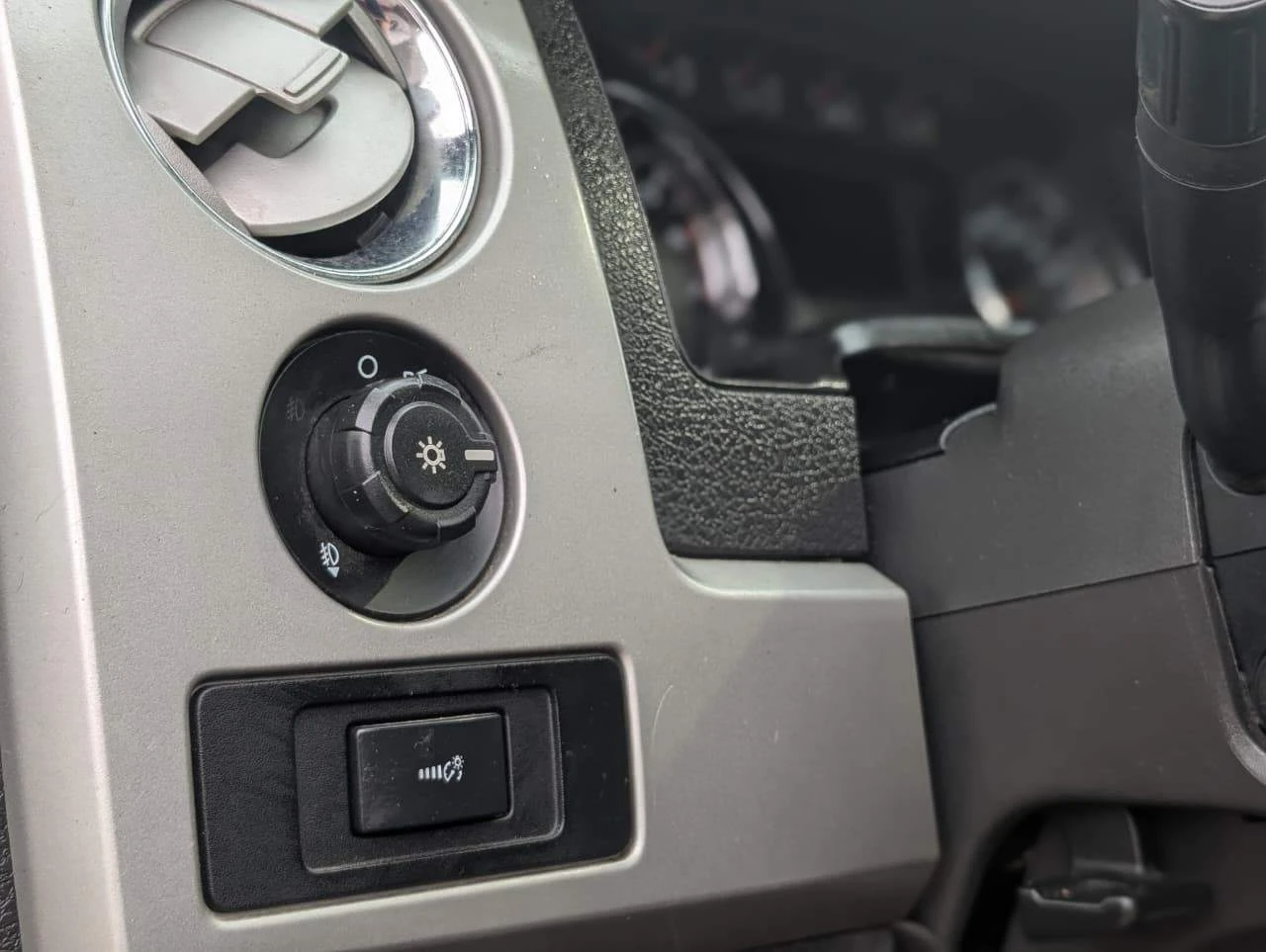 Ford F150 4WD SuperCrew 145" Lariat, снимка 17 - Автомобили и джипове - 55132510