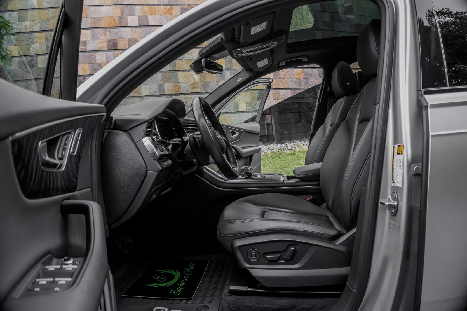 Audi Q7 55 TFSI S-LINE* EXCLUSIVE* PANO* DIGITAL* 7-SEATS, снимка 9 - Автомобили и джипове - 55226861
