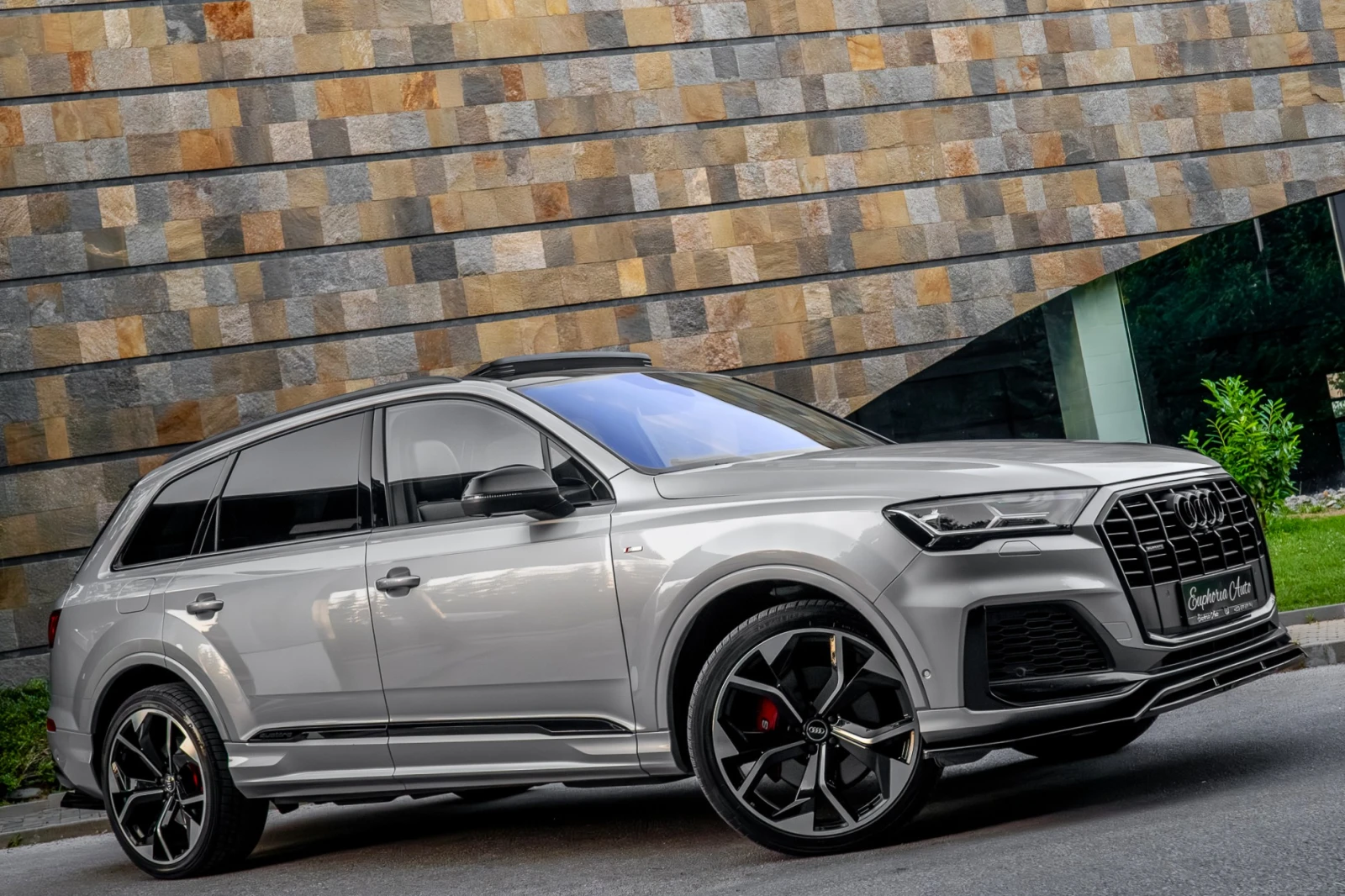 Audi Q7 55 TFSI S-LINE* EXCLUSIVE* PANO* DIGITAL* 7-SEATS, снимка 7 - Автомобили и джипове - 55226861