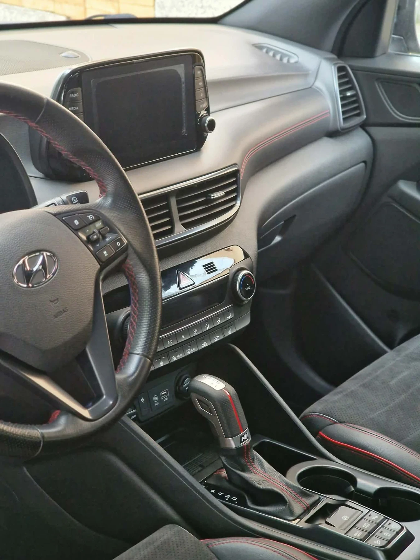 Hyundai Tucson N-Line 1.6 crdi, снимка 12 - Автомобили и джипове - 55485299