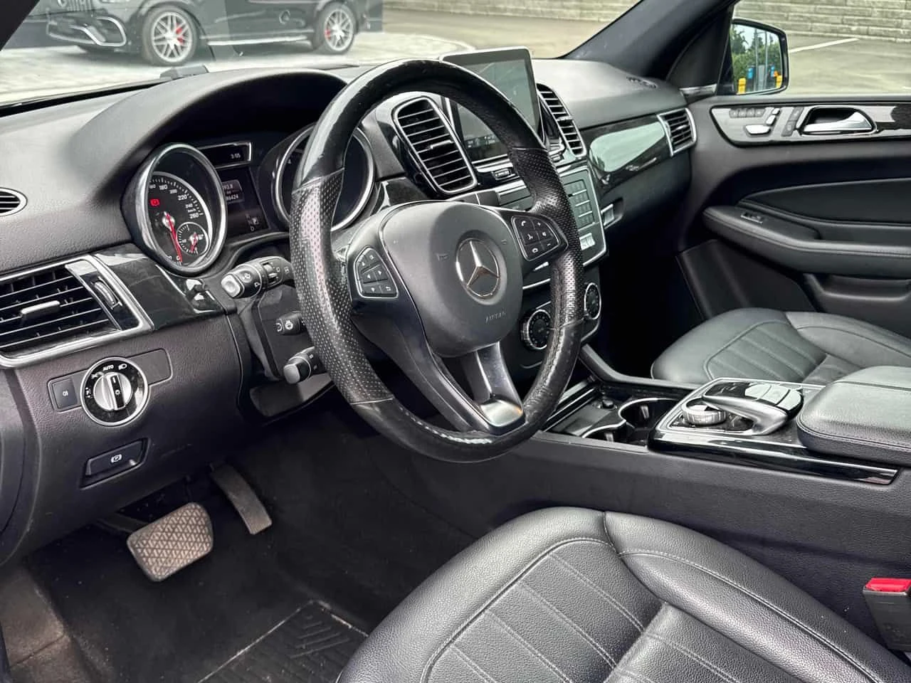 Mercedes-Benz GLE * 350d * CARFAX * ОПЦИЯ ЗА ФИНАНСИРАНЕ , снимка 5 - Автомобили и джипове - 55590800