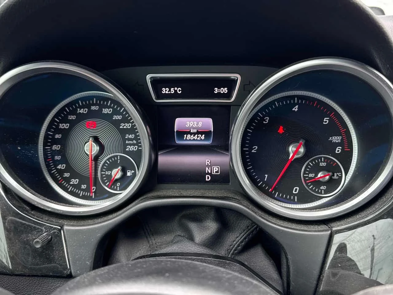 Mercedes-Benz GLE * 350d * CARFAX * ОПЦИЯ ЗА ФИНАНСИРАНЕ , снимка 8 - Автомобили и джипове - 55590800