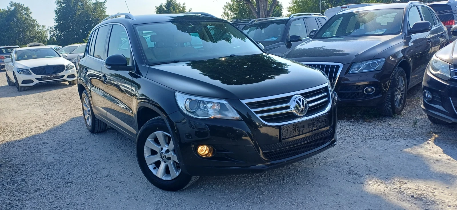 VW Tiguan 2.0 АВТОМАТИК 4?4, снимка 3 - Автомобили и джипове - 55792837