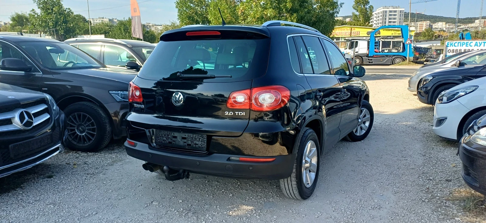 VW Tiguan 2.0 АВТОМАТИК 4?4, снимка 4 - Автомобили и джипове - 55792837