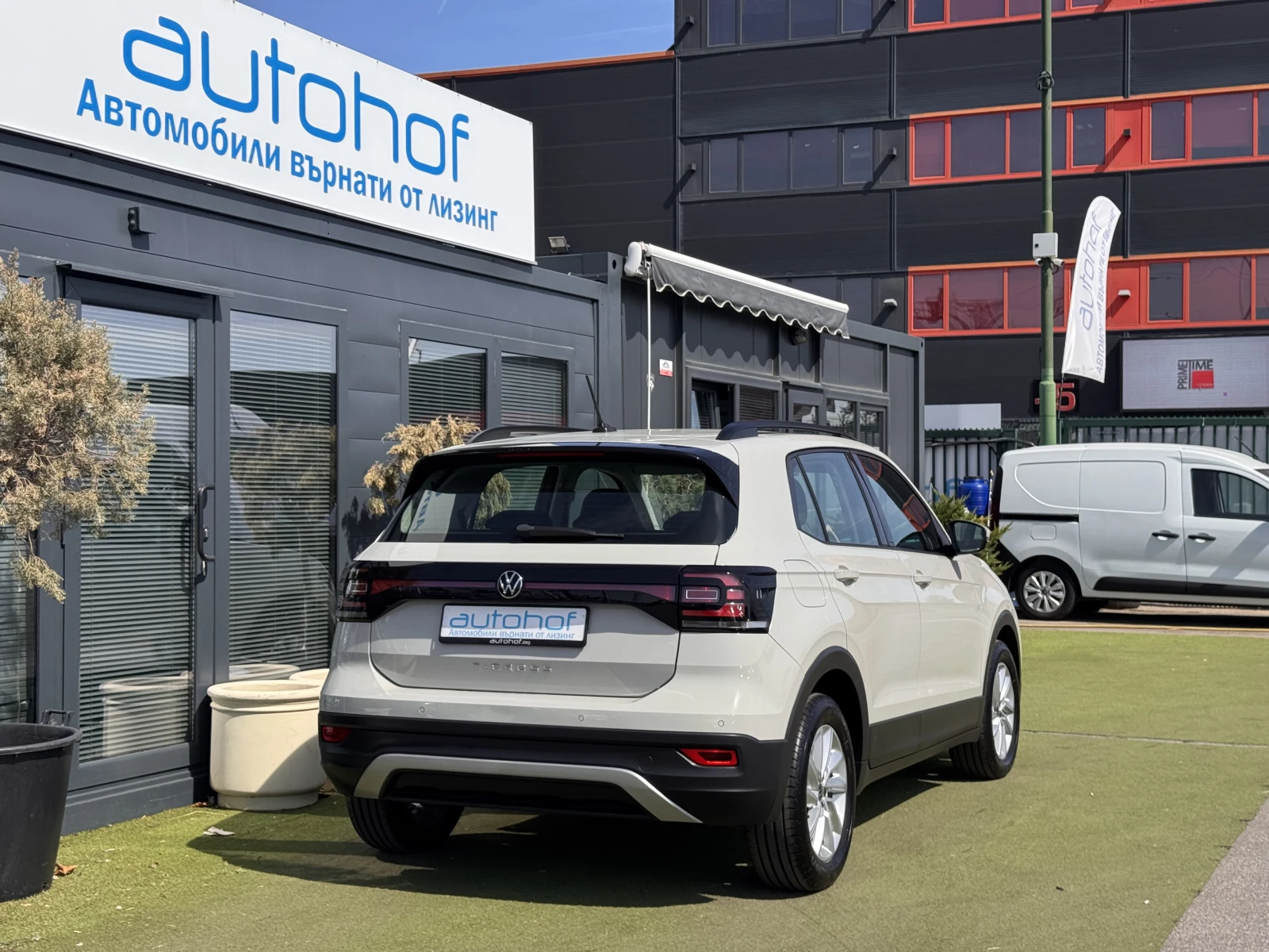 VW T-Cross LIFE+ /1.0TSI/110K.C./6MT, снимка 4 - Автомобили и джипове - 55805390