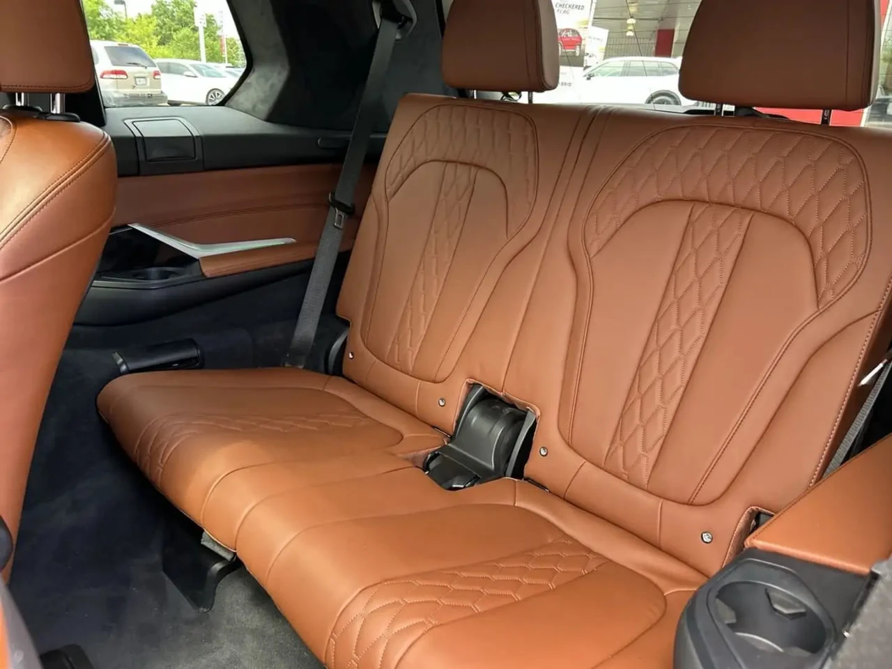 BMW X7 PREMIUM EXELLENCE PACK * ВСИЧКИ ЕКСТРИ ЗА МОДЕЛА* , снимка 16 - Автомобили и джипове - 55941201