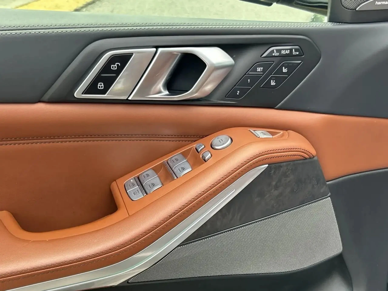 BMW X7 PREMIUM EXELLENCE PACK * ВСИЧКИ ЕКСТРИ ЗА МОДЕЛА* , снимка 11 - Автомобили и джипове - 55941201