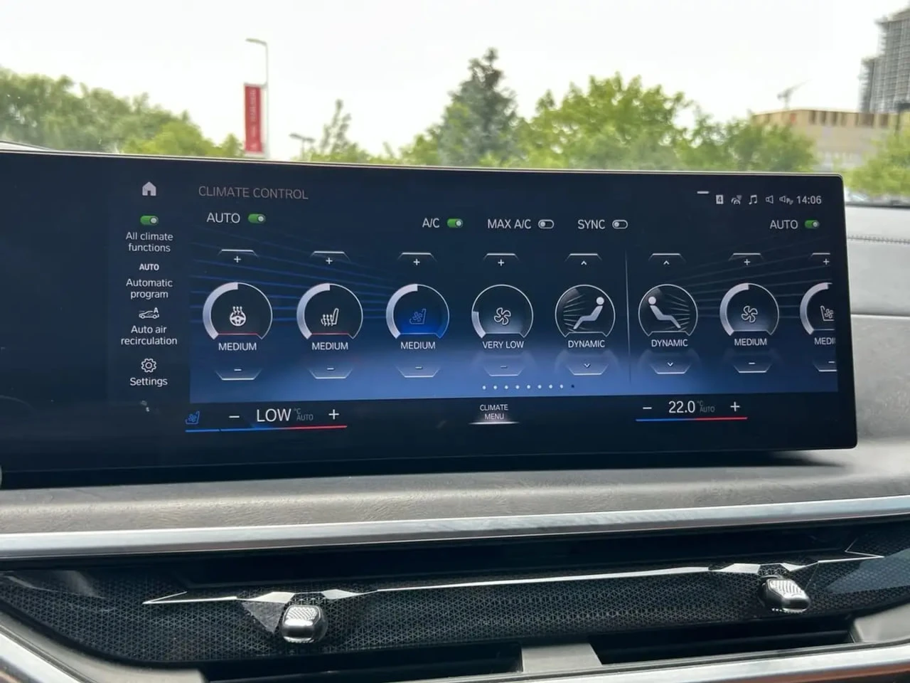 BMW X7 PREMIUM EXELLENCE PACK * ВСИЧКИ ЕКСТРИ ЗА МОДЕЛА* , снимка 12 - Автомобили и джипове - 55941201