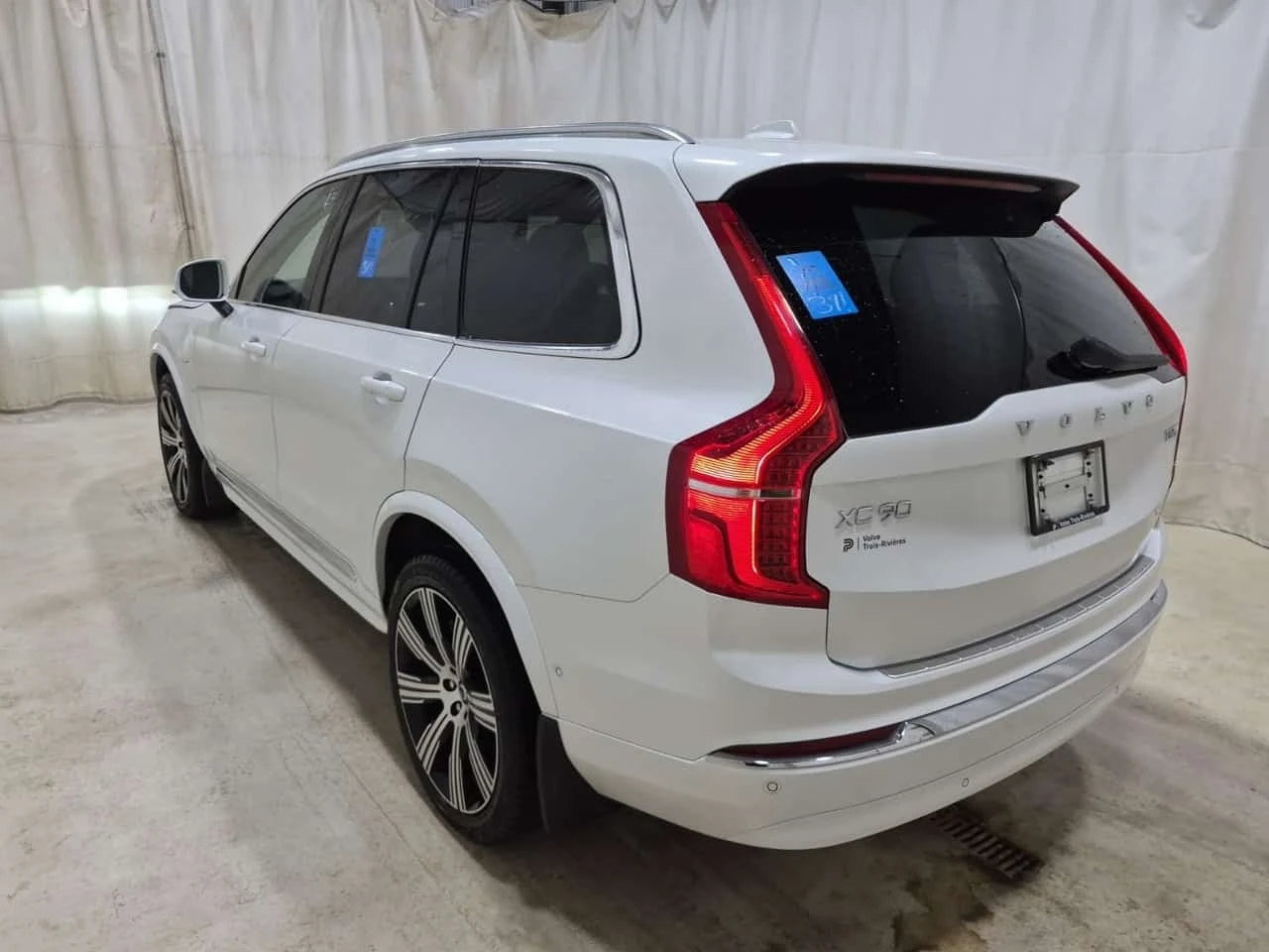 Volvo Xc90  ULTRA BRIGHT THEME / CARFAX / 7 �����  | Mobile.bg � ����������� 4
