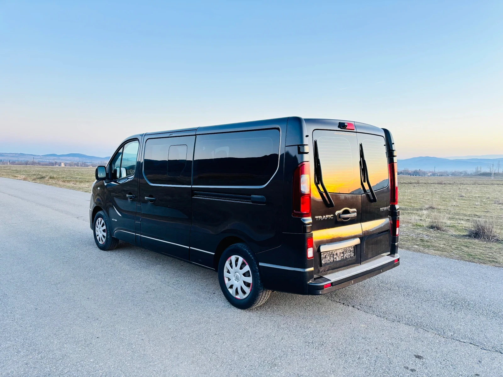 Renault Trafic 1.6-145кс.MAXI - изображение 6