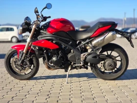 Triumph Speed Triple 1050 135 кс 2011 година, снимка 2