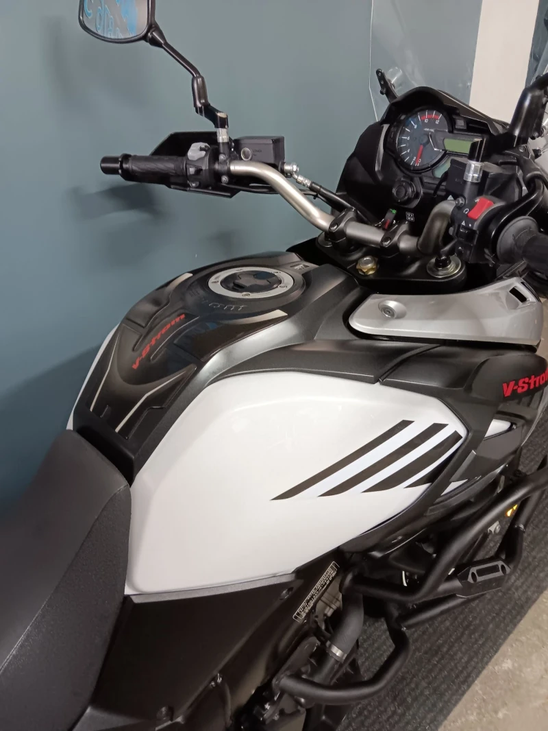 Suzuki V-strom DL1050XT ABS TC, снимка 5 - Мотоциклети и мототехника - 49994018