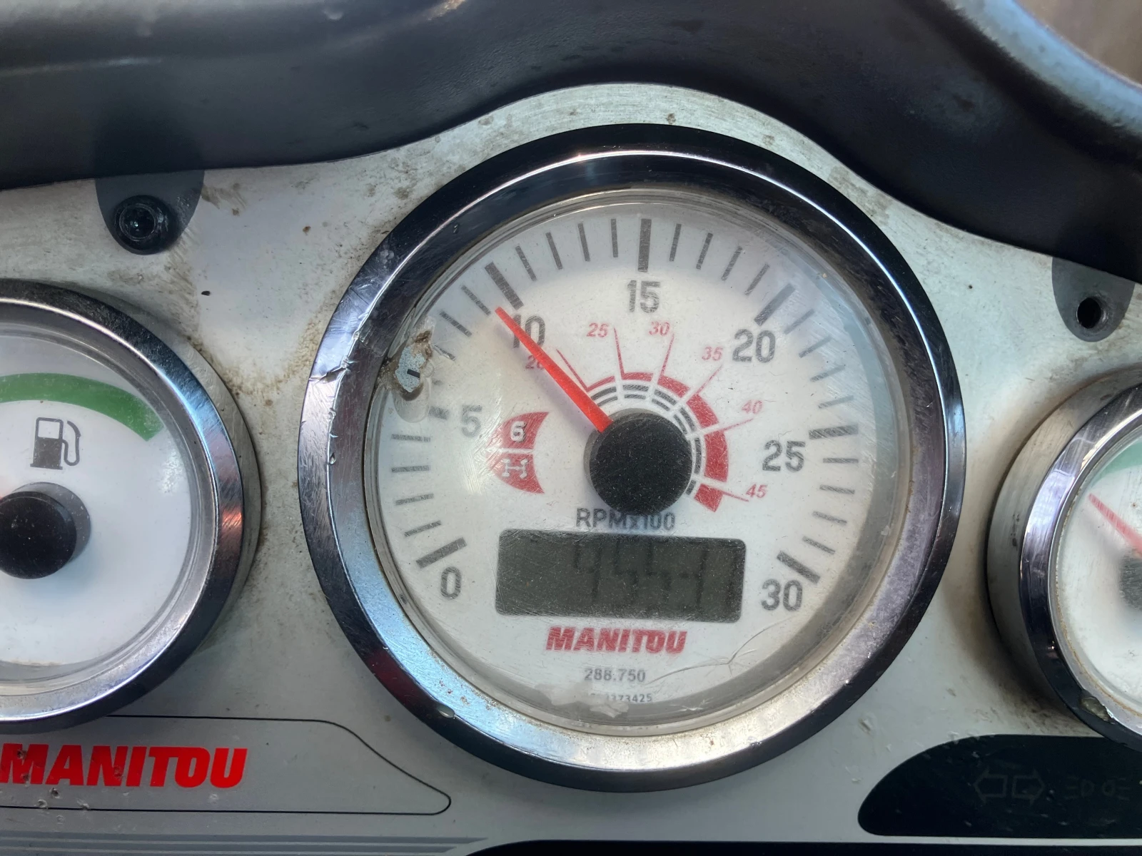 Телескопични товарачи Manitou MLT735-120LSU, снимка 3 - Индустриална техника - 54249792